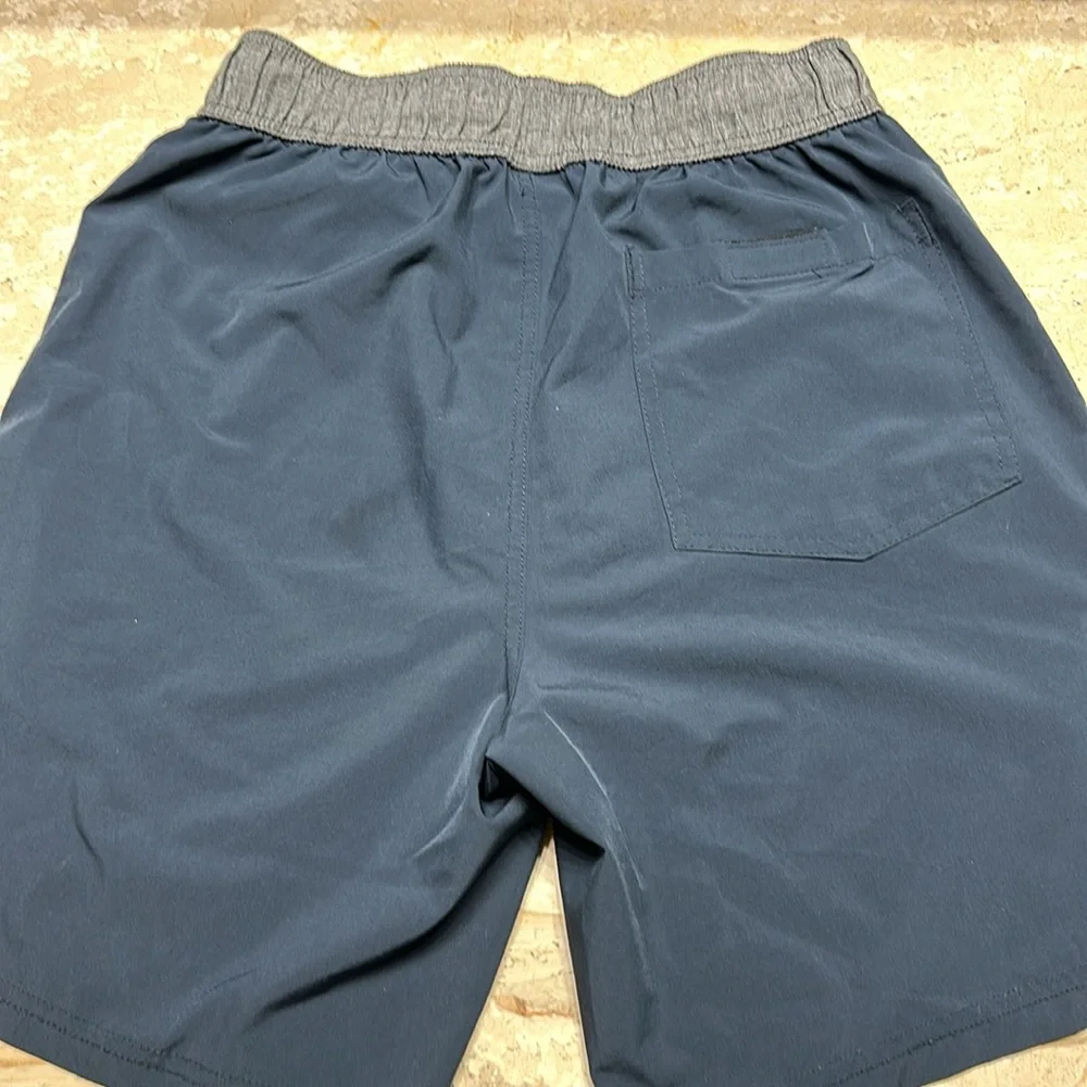 Balance Collection Shorts - Picture 2 of 3